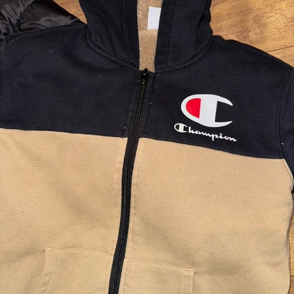 M/L boys Champion Kids Black and Tan Hoodies and jacket - Picture 3 of 7